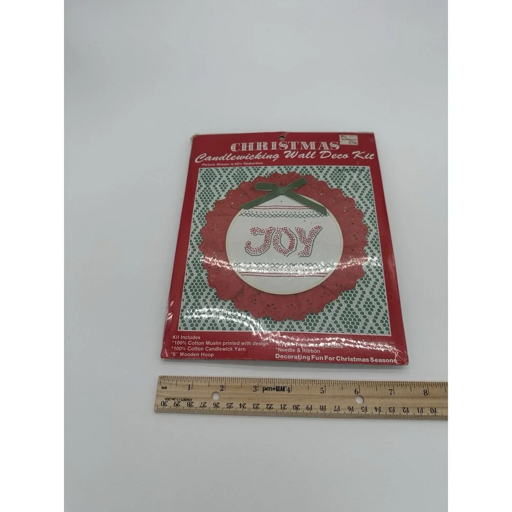 Vintage 1983 Wang's Christmas Joy Candlewicking Wall Decor Kit 6